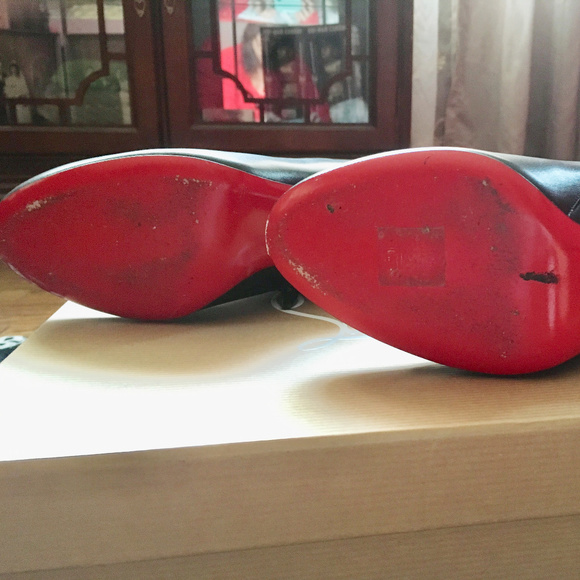 Christian Louboutin Classic Booties, Size 7/37 - Picture 5 of 14